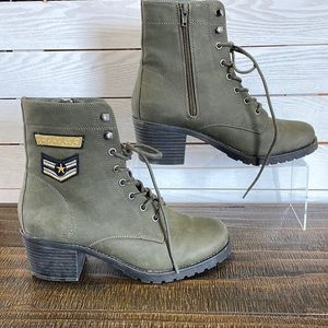 Madden NYC Klarra boots, olive green, size 8.5M